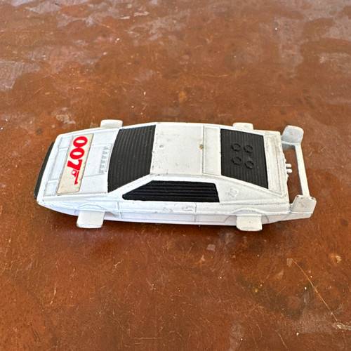 Corgi juniors 007 - 007, lotus