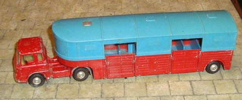 Corgi toys chipperfields - corgi,