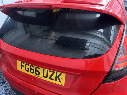 Ford fiesta zetec tailgate - fiesta, a