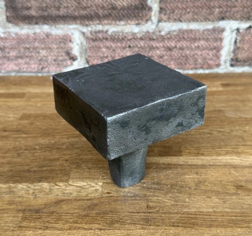 Vintage 5kg blacksmiths - 3.5kg, 4”