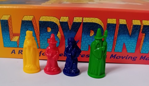 Plastic playing pieces - x,
