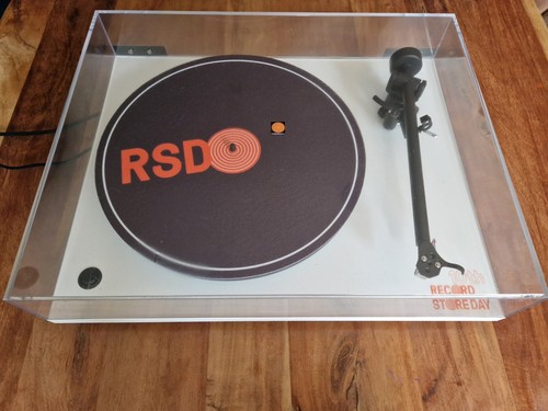Limited edition rega turntable - edition,