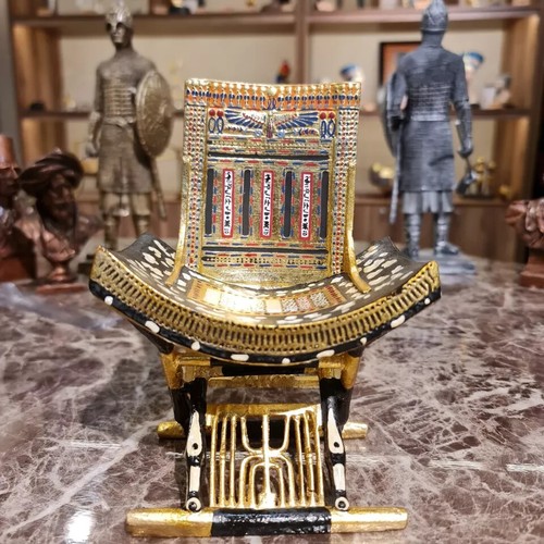 Golden throne king tut - golden, of