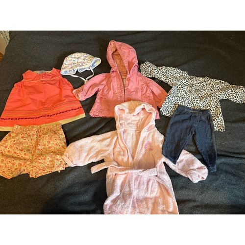 Baby girl clothes lot 6m - girl,