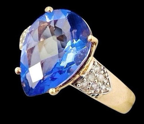 Stunning substantial 9ct - stunning,
