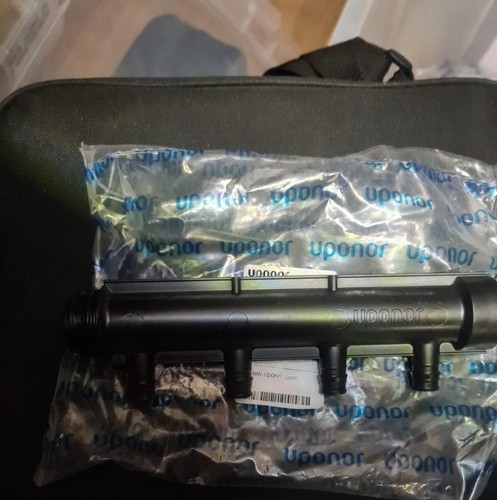 Uponor aqua plus manifold e - aqua,