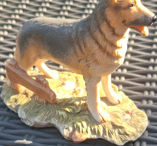 Beswick painted resin german - beswick,
