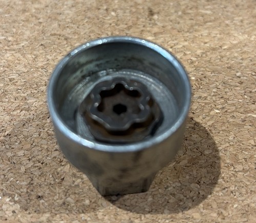 Bmw locking wheel nut key - nut, bolt