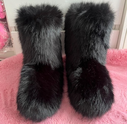 Black faux fur y2k - faux,