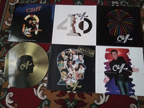 Cliff richard tour - cliff, programmes