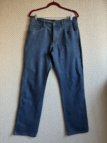 Wrangler straight leg jeans - wrangler,
