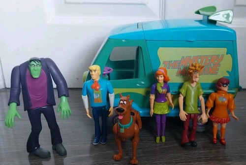 Scooby doo mystery machine van - scooby,