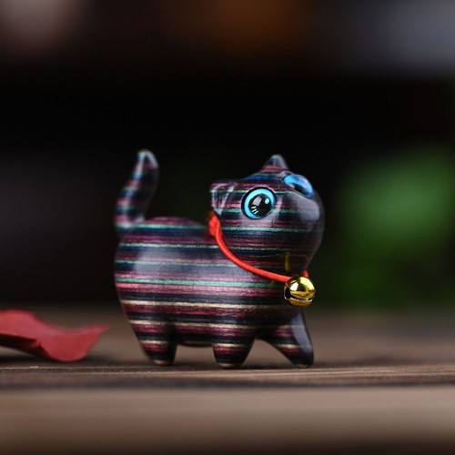 Carving colored wooden - carving, cat
