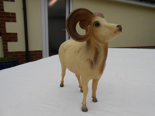 Vintage breyer dall sheep - dall,