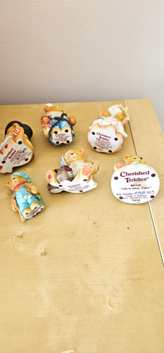 Cherished teddies christmas - cherished,