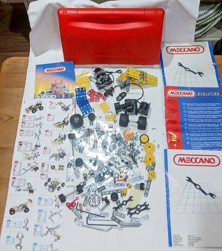Vintage meccano red - vintage, carry
