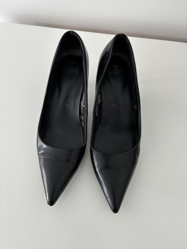 Cabin crew high - high, shoes