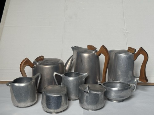 Pewter ware tea - ware, in