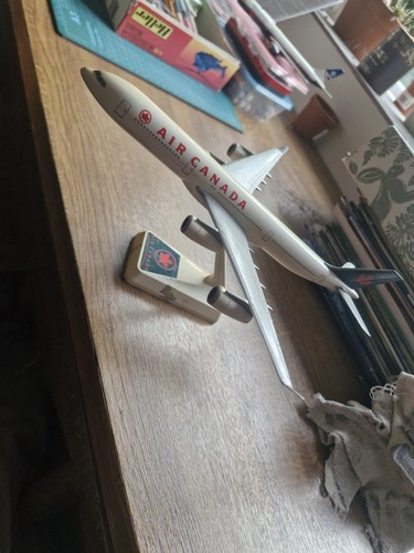 Wings 200 scale airbus - 1:200,