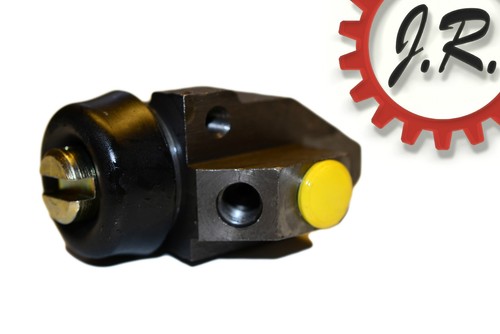 Wheel cylinder front rhs - wheel,