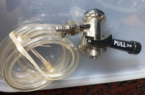 Beer keg coupler sankey w - beer, d
