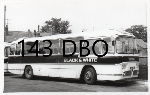 Black white motorways - black, 143dbo
