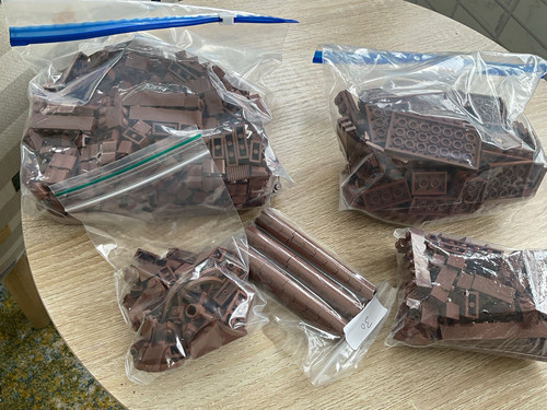 Lego brown mixed bricks - lego.,