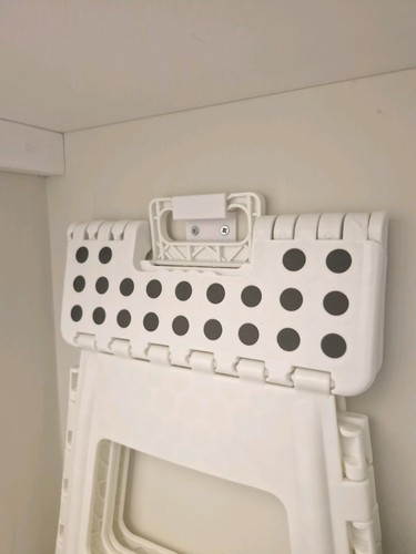 Wall bracket for folding - wall, step