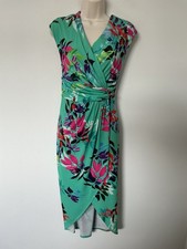 Roman Size 14 Green Tropical