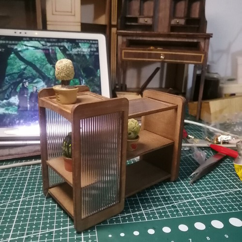 Scale dolls house - 1:12,