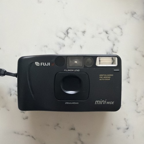 Fuji 500 mini - wide, 35mm