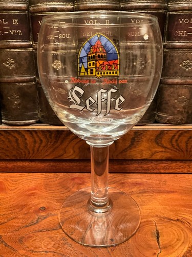 Leffe half pint stemmed beer - half,