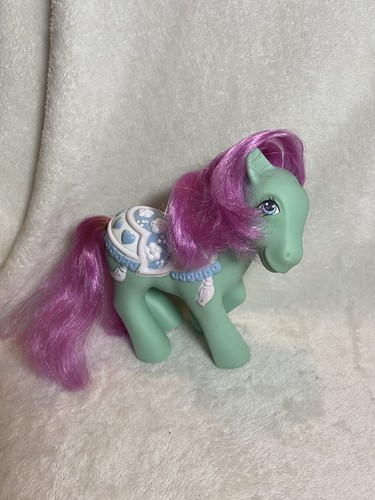 Rare vintage little pony - rare,