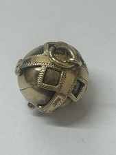 Large 9ct yellow gold - yellow, &