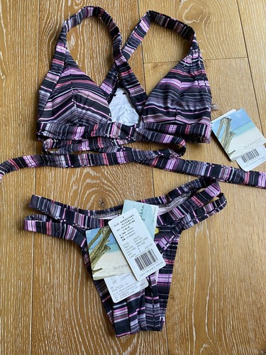 Nwt sunseeker bikini top - bikini,