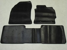 Fits Toyota Auris 2013-on Fully Tailored Deluxe RUBBER Car Mats in Black 3 Piece