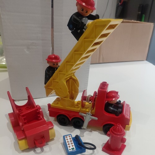 Vintage lego duplo - fire, truck