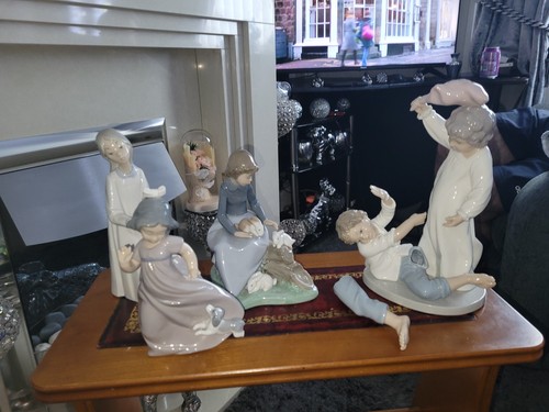 Lladro nao job - lot, x