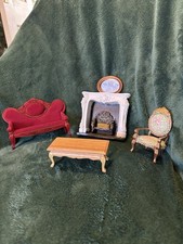 PERIOD DOLLS HOUSE LOUNGE