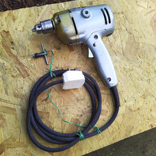 Black & Decker Drill D500