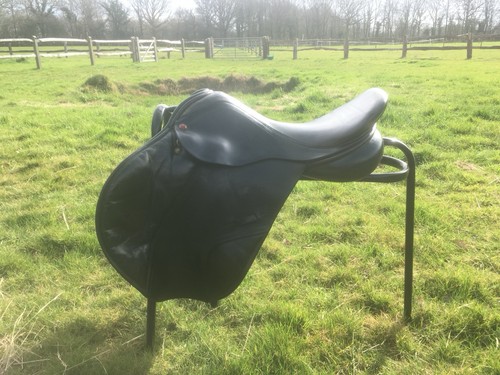 Albion jump saddle - albion, 16.5