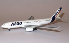 Dragon Wings  1/400 model of an Airbus Industries A330-200 aircraft - F-WWKA