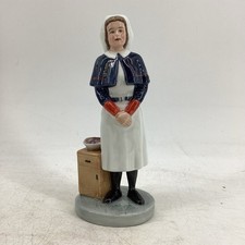 ROYAL DOULTON Limited Edition Figurine Queen Alexandra Nurse HN4596 with Box