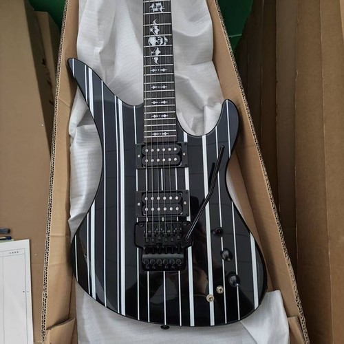 Synyster gates gloss black - gates,