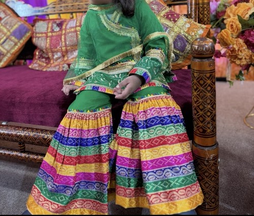 Girls green asian traditional - green,