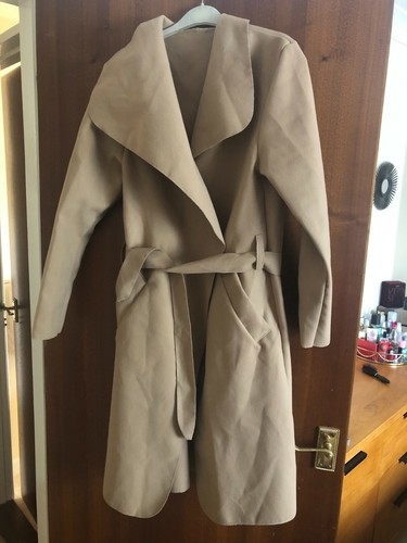 Women camel wrapped belted