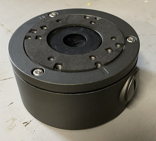 Outdoor round surface junction - round,