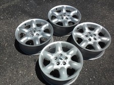 one 17" Land Rover Freelander