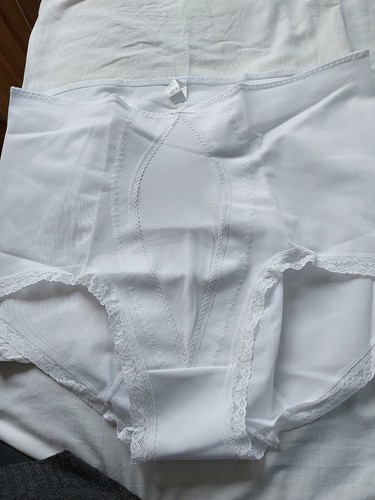 Best shape ever - white, high
