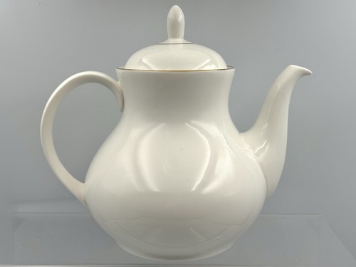Royal doulton - royal,